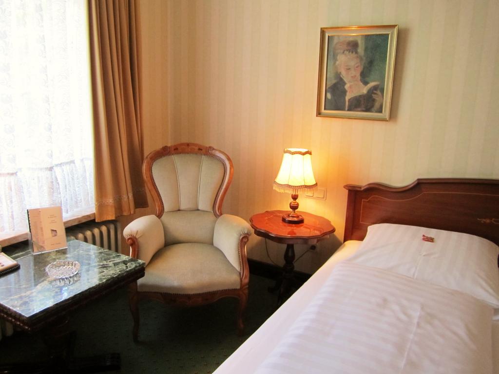 ホテル ステファン ハンブルク 部屋 写真